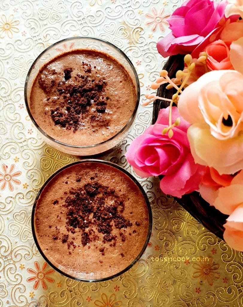 Top view of Nutella Brownie Shake in glasses