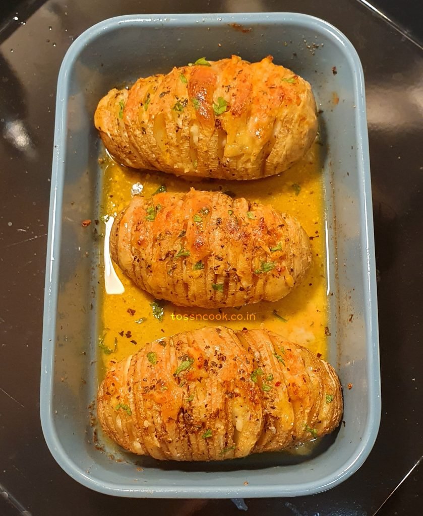 Cheese & Herbs Hasselback Potatoes