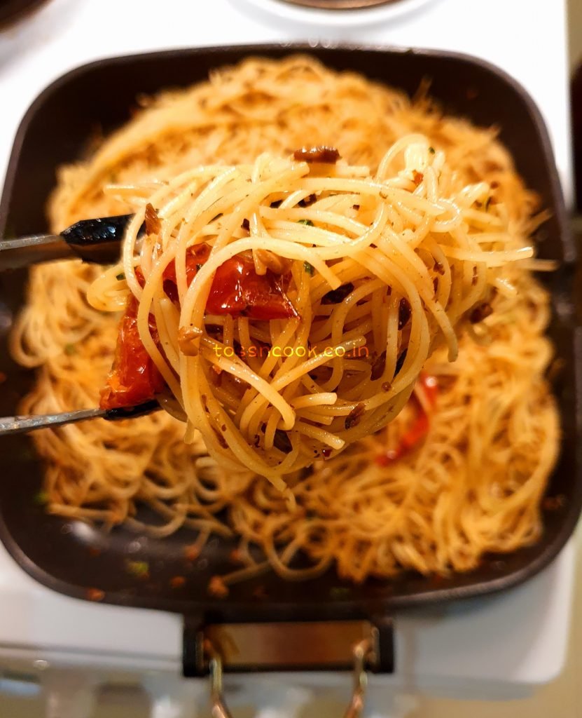 Spaghetti with Sun Dried Tomato & Duxelles